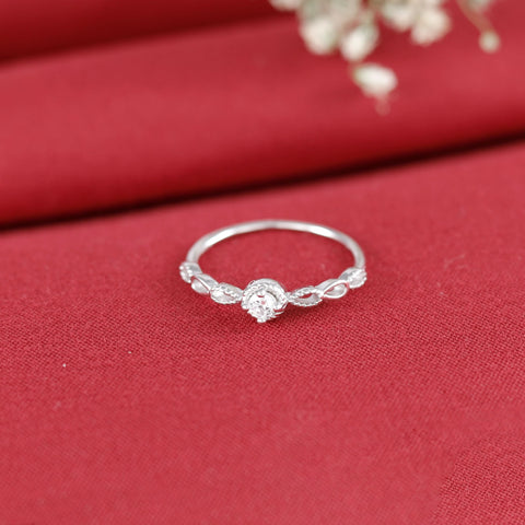 Sara Infinity Dream Silver Ring