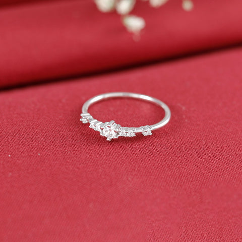 Neelam Chic Curve Silver Ring