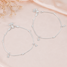 Vedika Noor Jhankar Silver Anklets