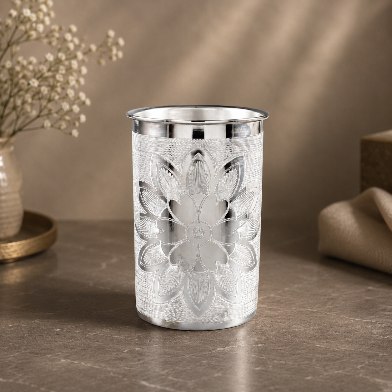 Minimal Texture Silver Glass