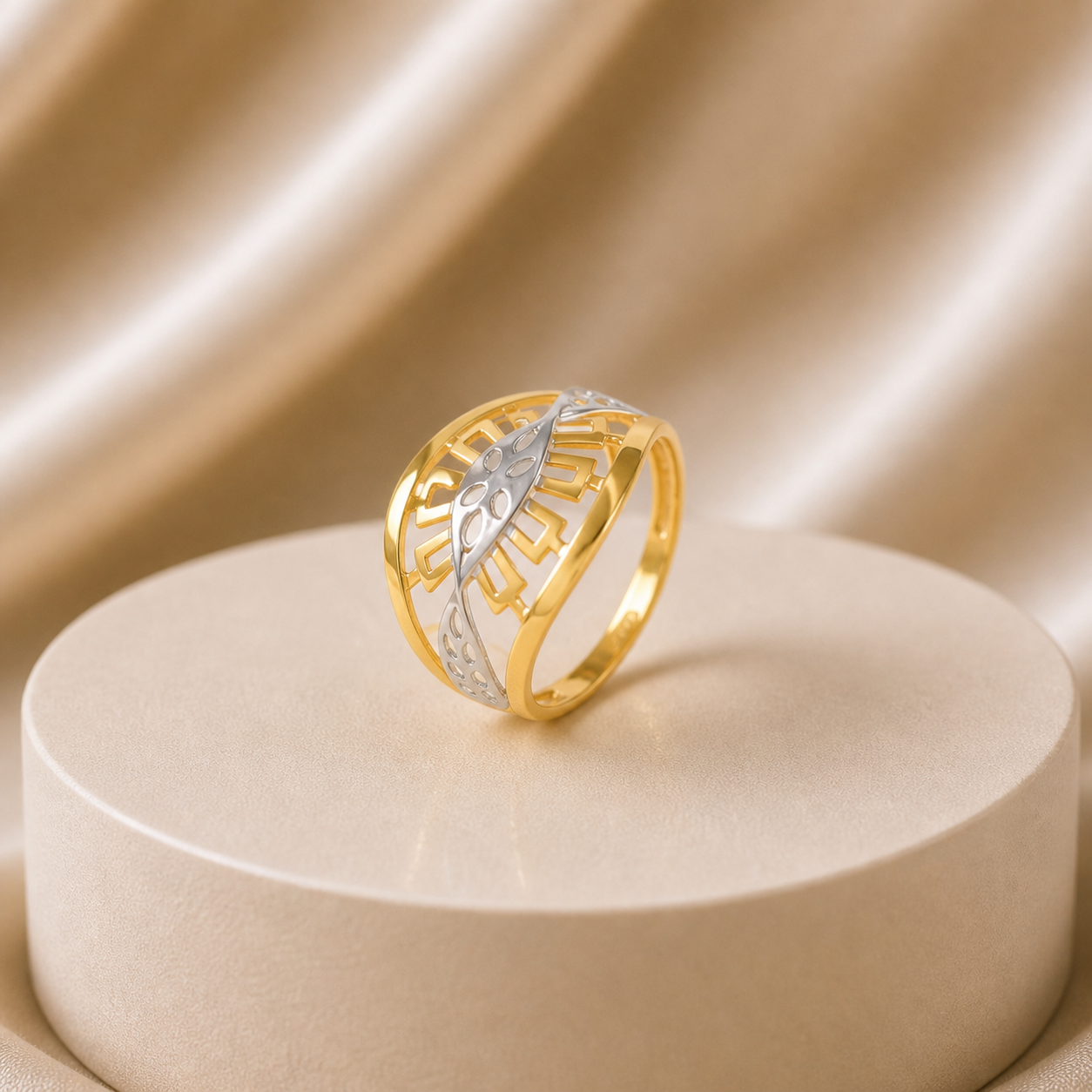Alina Elegance Gold Ring