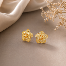 Vinika Floral Radiance Gold Earrings