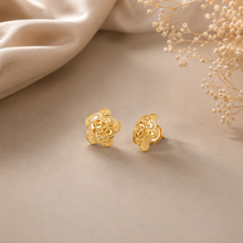 Vinika Floral Radiance Gold Earrings