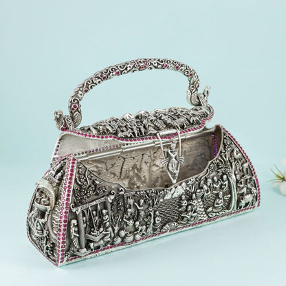 Classic Beauty Antique Silver Purse