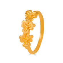 Kashvi Triple Bloom Gold Ring