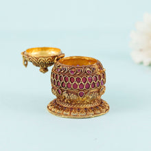 Beautiful Antique Silver Sindur Box