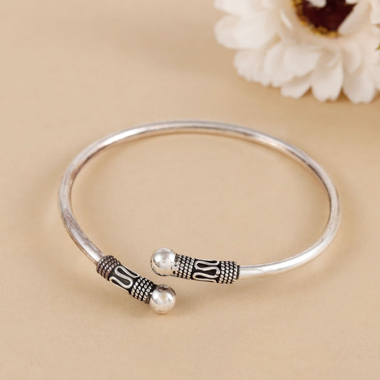 Jiya Silver Bracelet