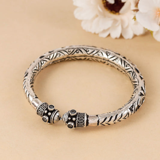 Serena Tribal Silver Bracelet With Pearl