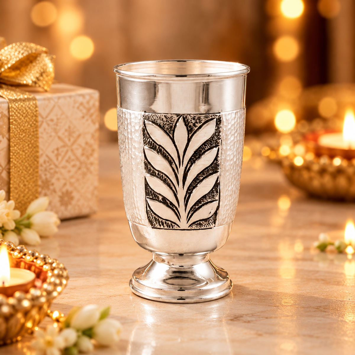 Leaf Harmony Silver Glass