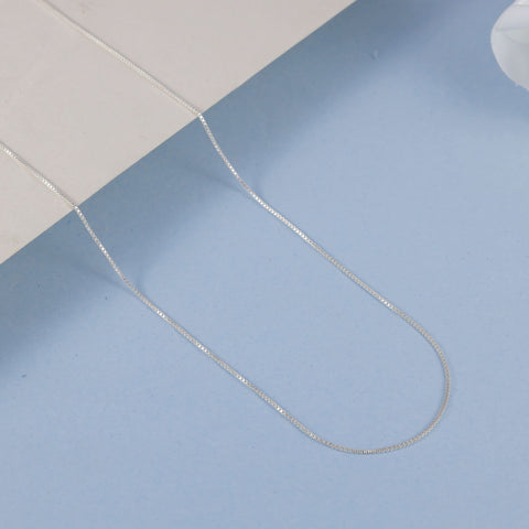 Reyna Minimal Style Silver Chain