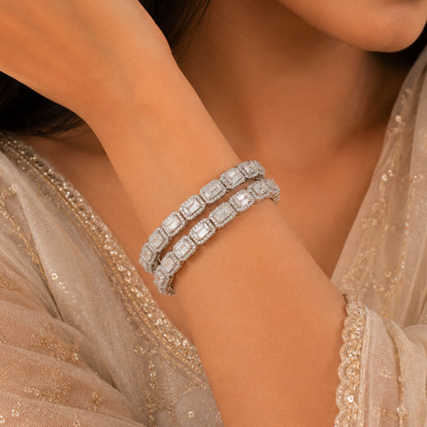 Malvika Silver Bangles