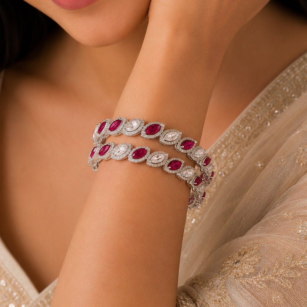 Jiya Gianna Alluring Silver Bangles