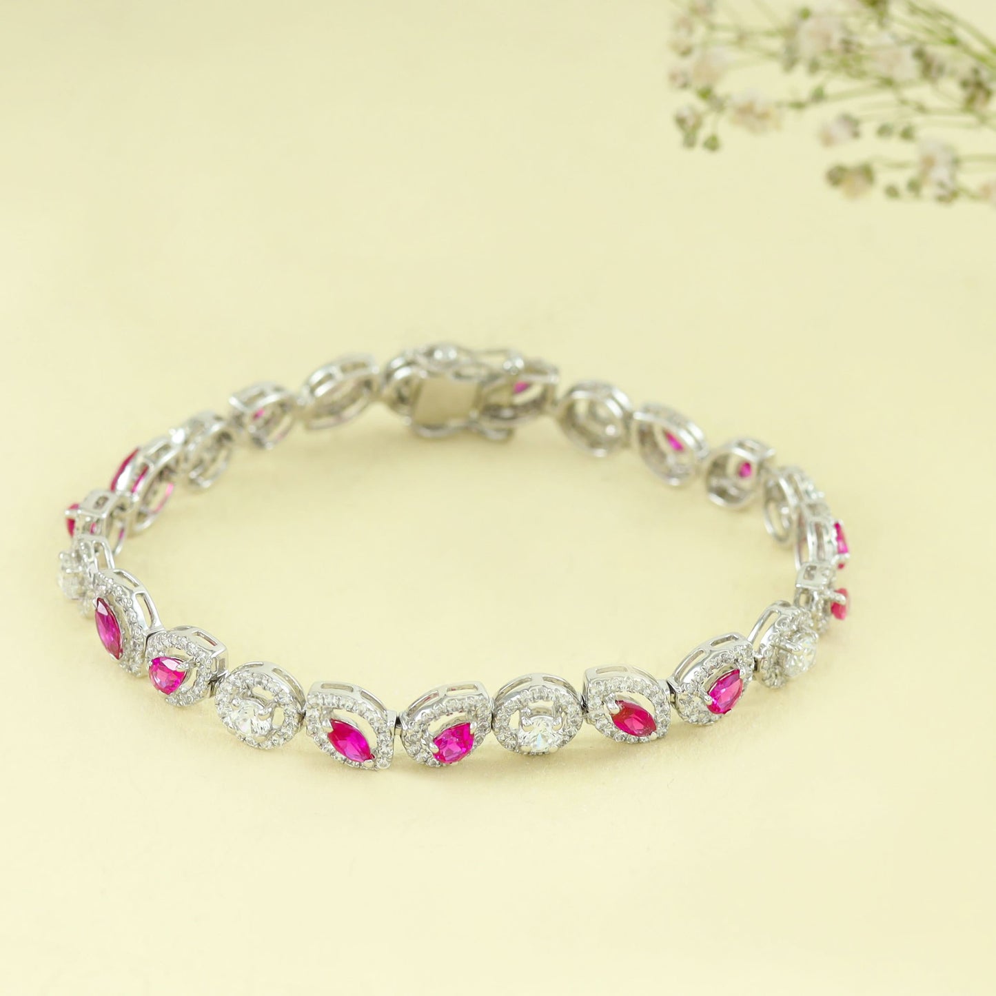 Arushi Charming Silver Swarovski Bracelet