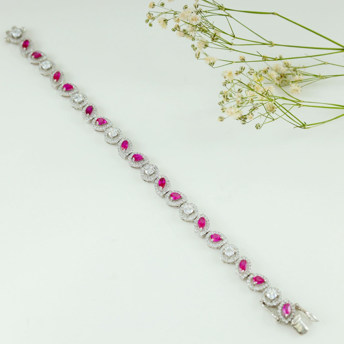 Arushi Charming Silver Swarovski Bracelet