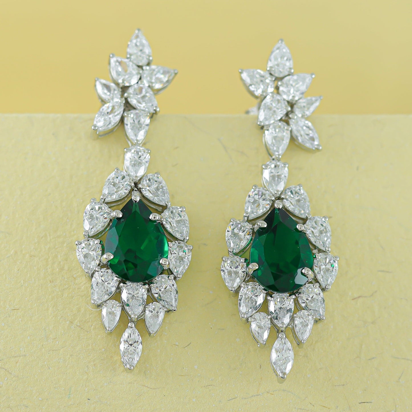 Leena Ravishing Swarovski Silver Earrings