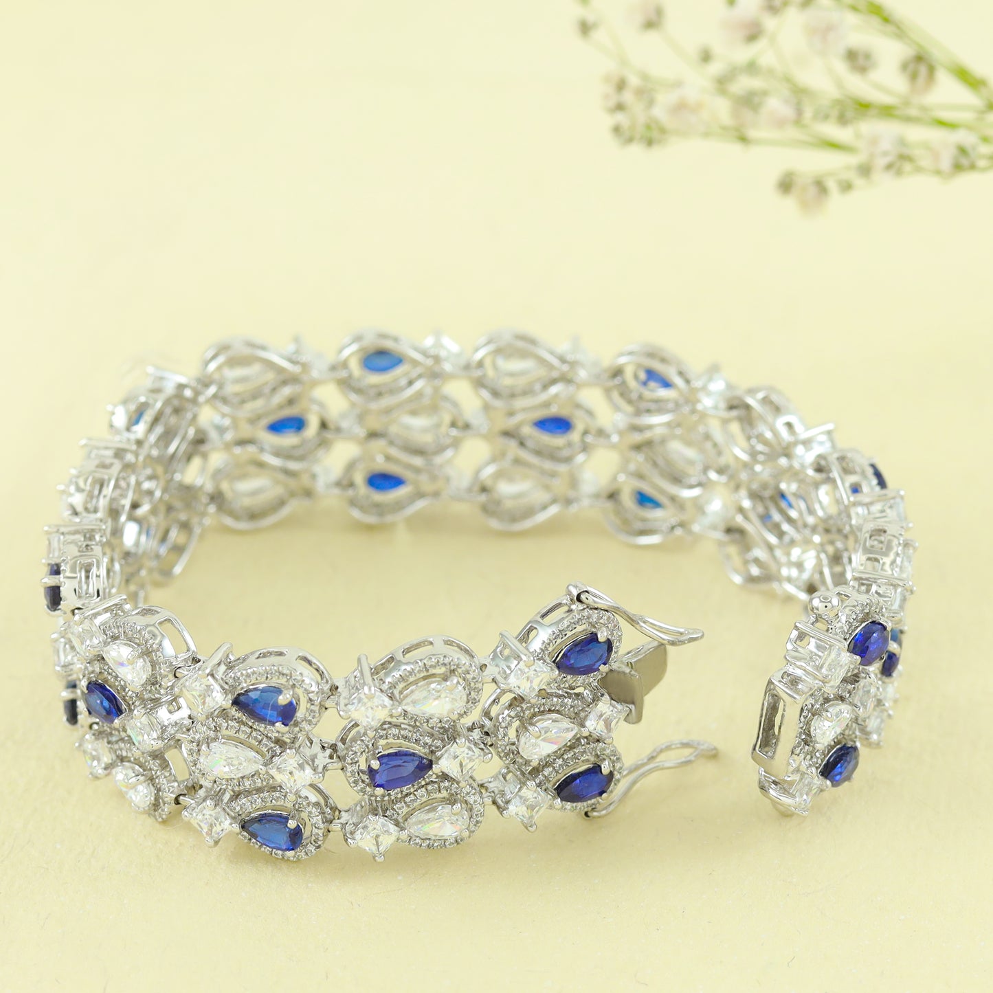 Rubina Amazing Swarovski Zirconia Silver Bracelet