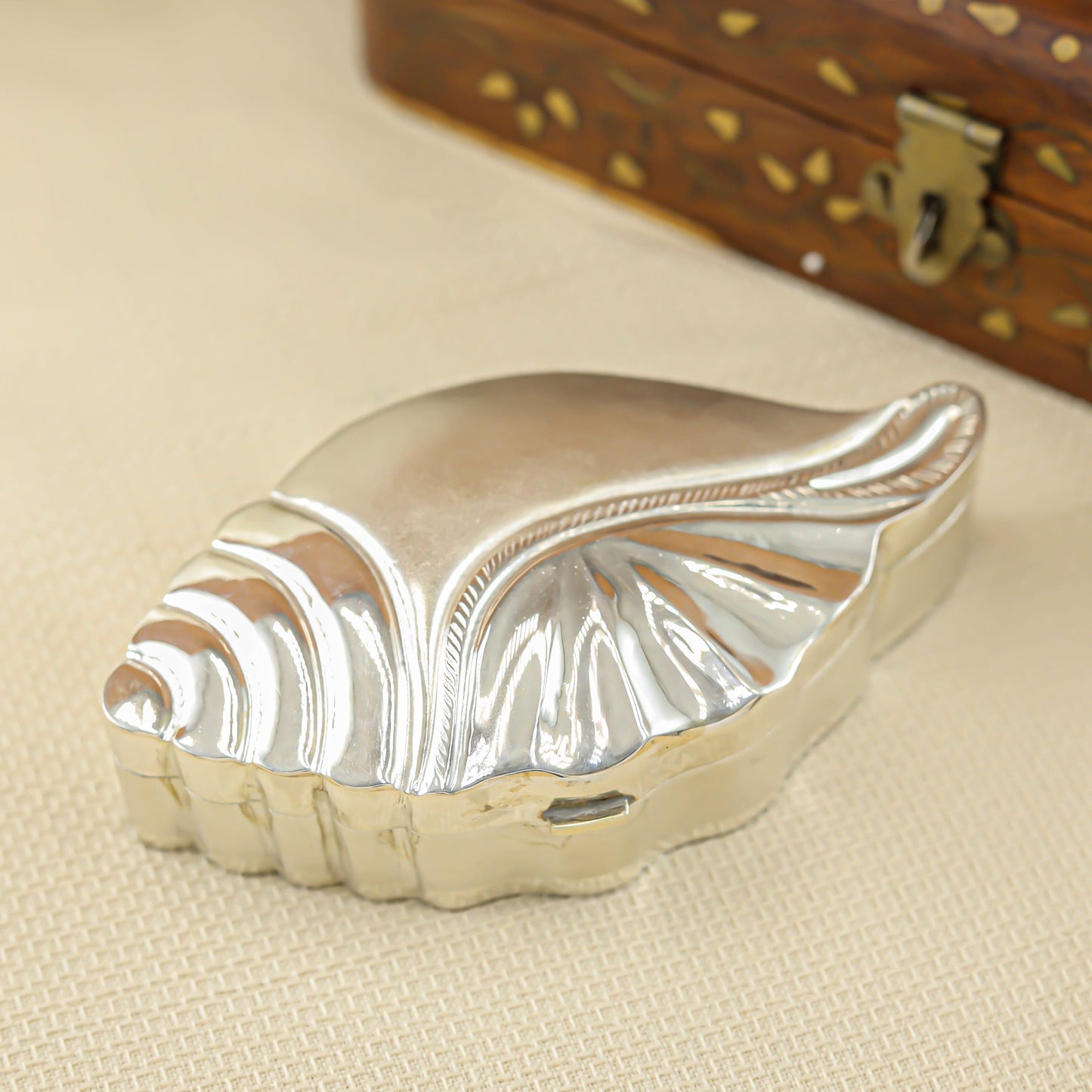 Fancy Shank Silver Box