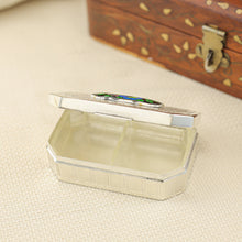 Vinaya Classy Silver Box