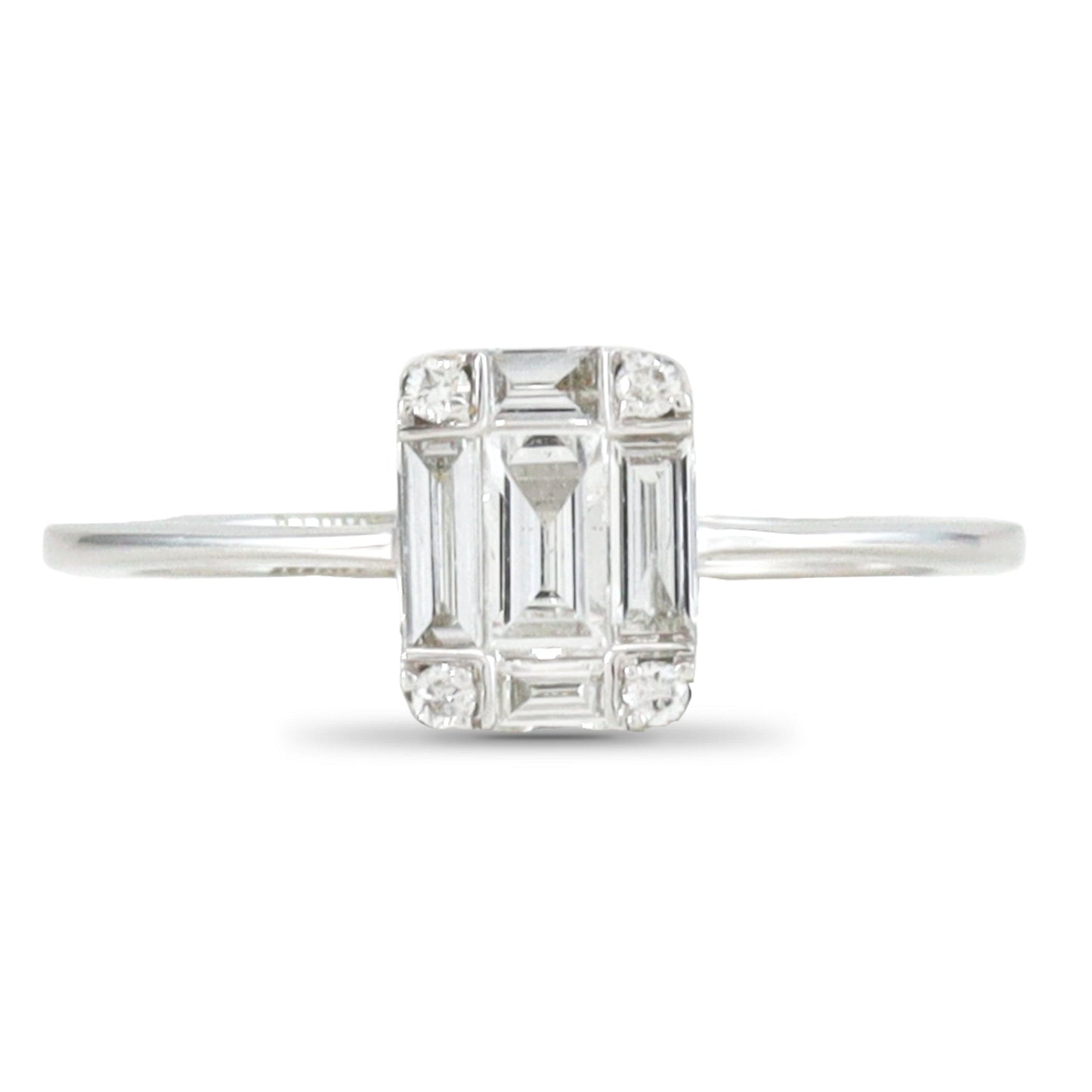 Ava Gleaming Diamond Ring