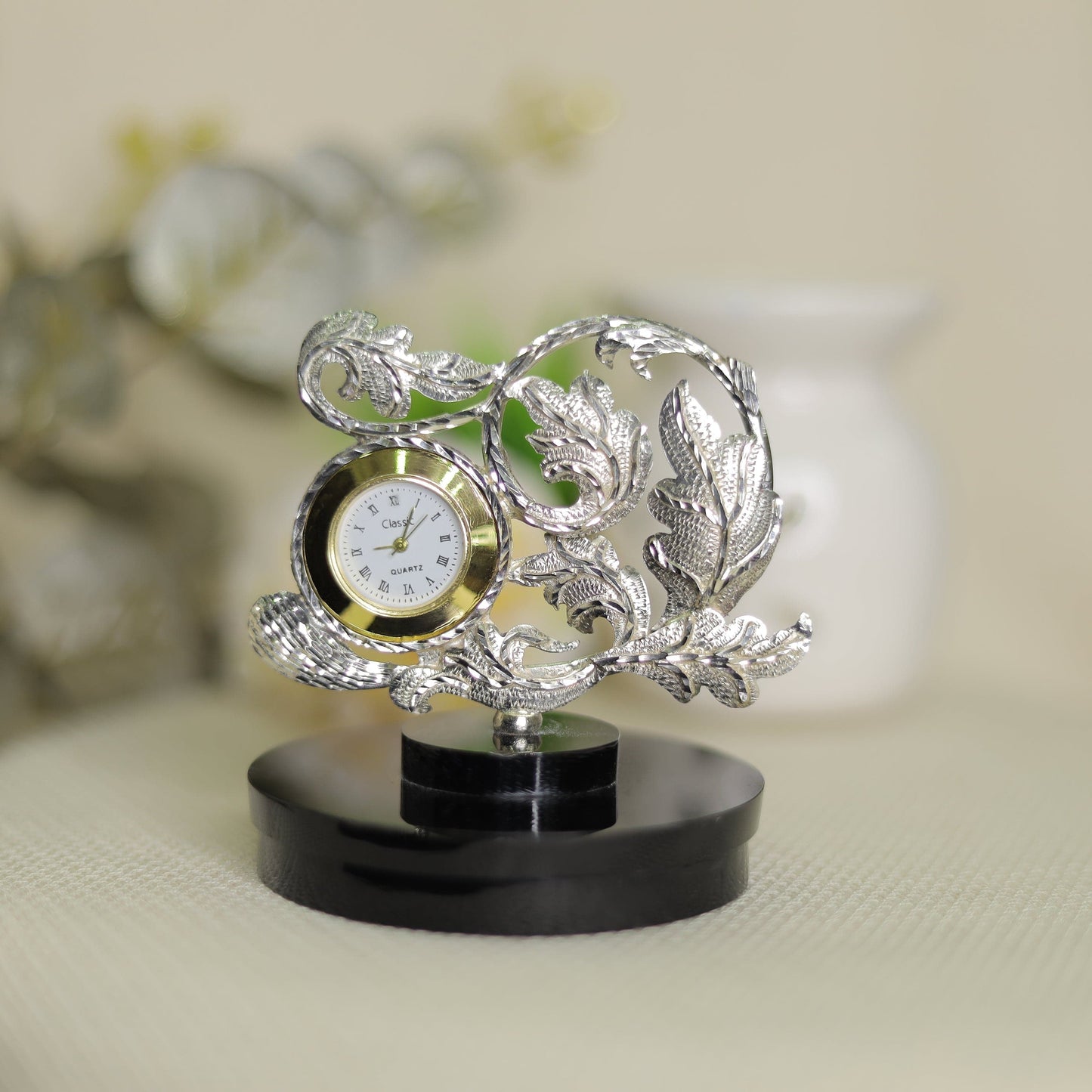 Designer Beautiful Silver Table Watch