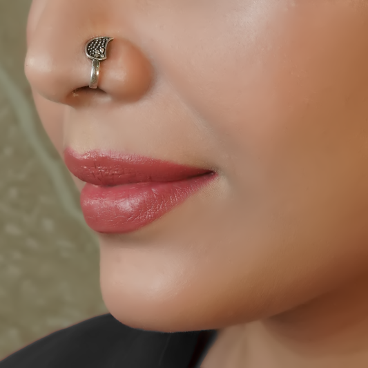 Urmi Clip- On Silver Nose Pin