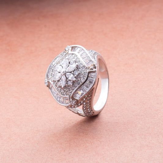 Akila Beauty Silver Ring