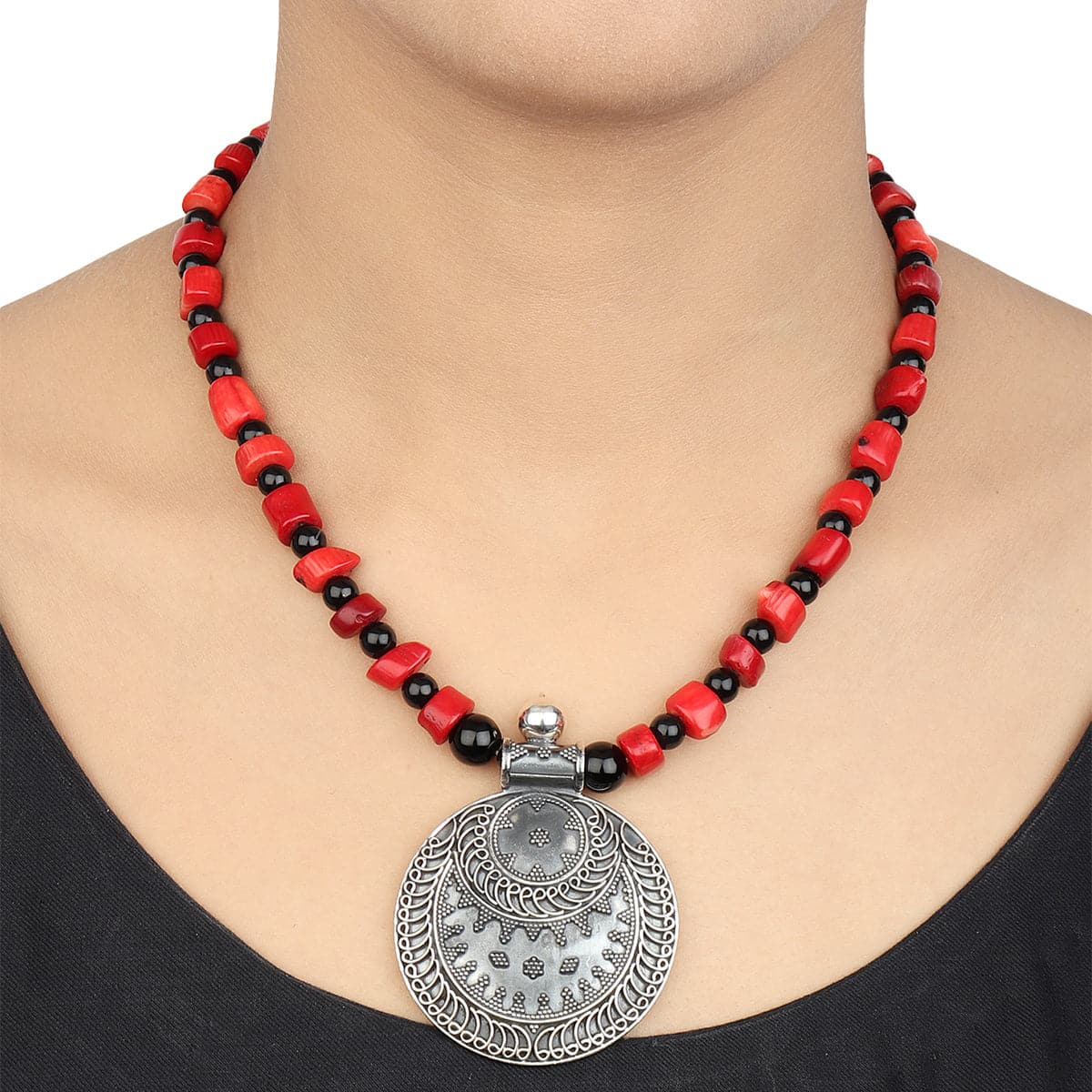 Lisha Red-Black Tribal Silver Rawa Necklace