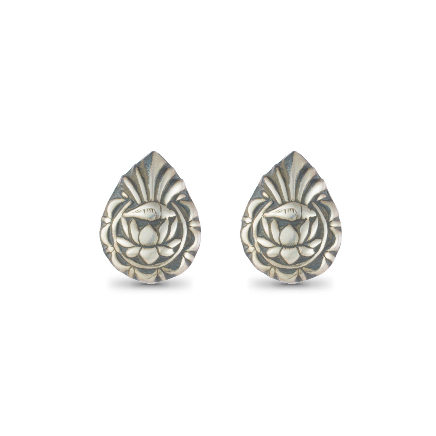 Yukta Paan Leaf Oxidised Silver Earrings