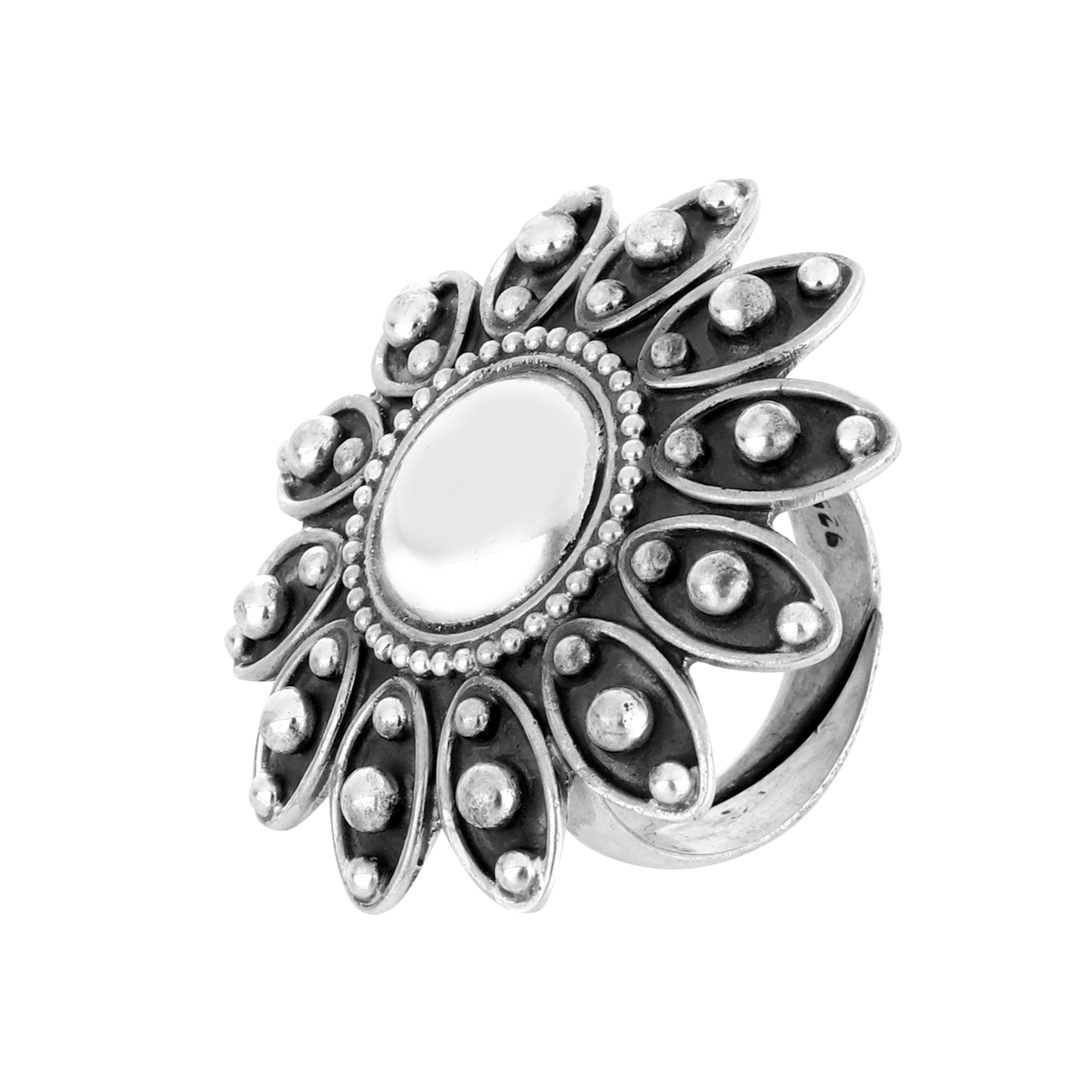 Inaaya Floral Design Silver Ring