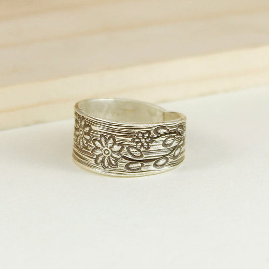 Antique Sterling Silver Ring