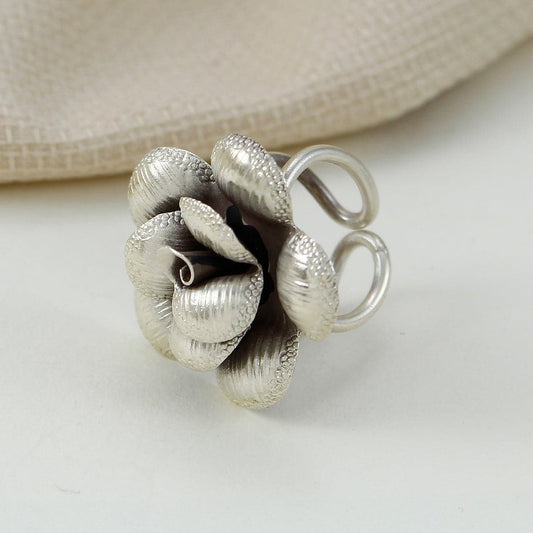 Lovely Floral 925 Silver Ring