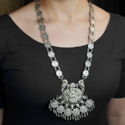 Jhanvi Silver Necklace With Deity Motif