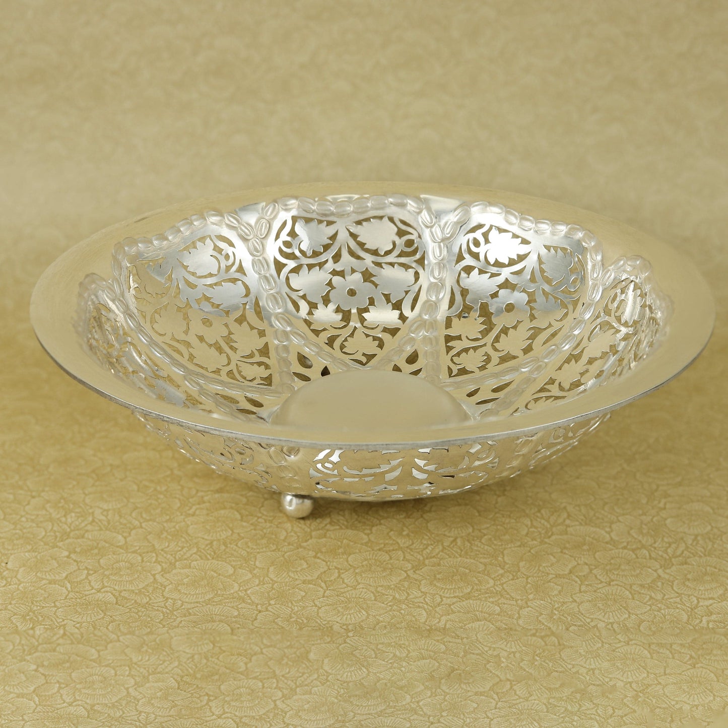 Dhanvi Beautiful Silver Bowl