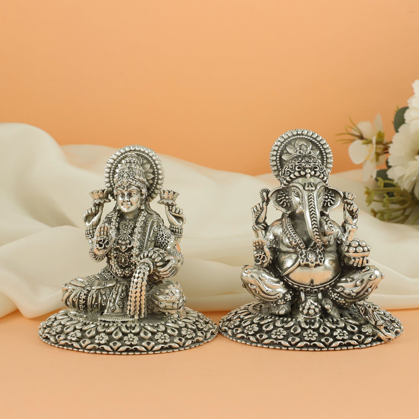 Beautiful Silver Lakshmi Ganesh Idol