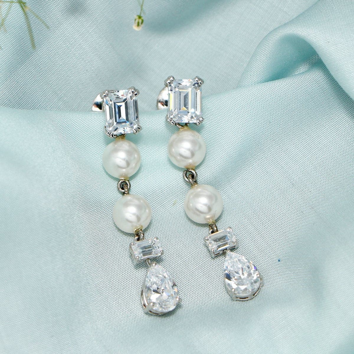 White Silver Earrings with Pearls and Swarovski Zirconia