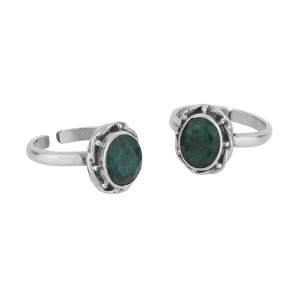 Avya Green Silver Toe Rings